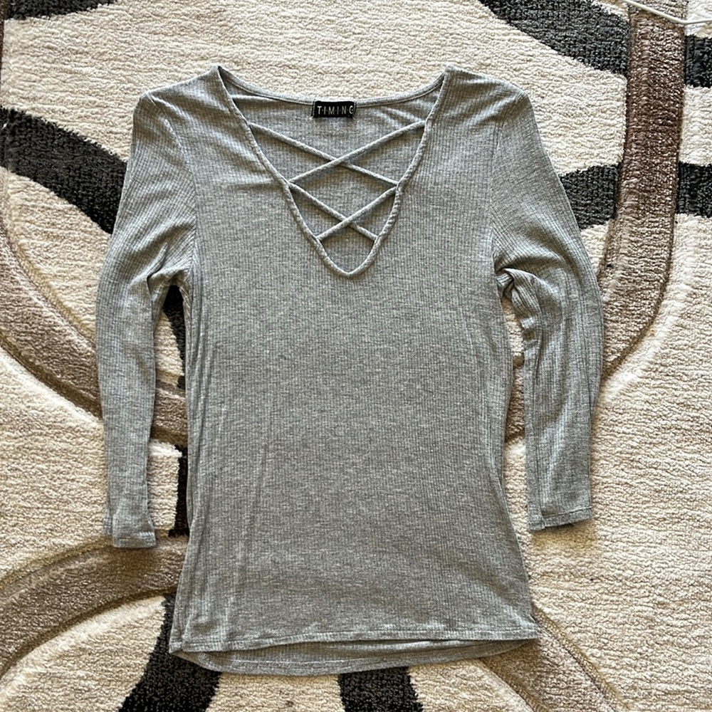 Ribbed Gray Top